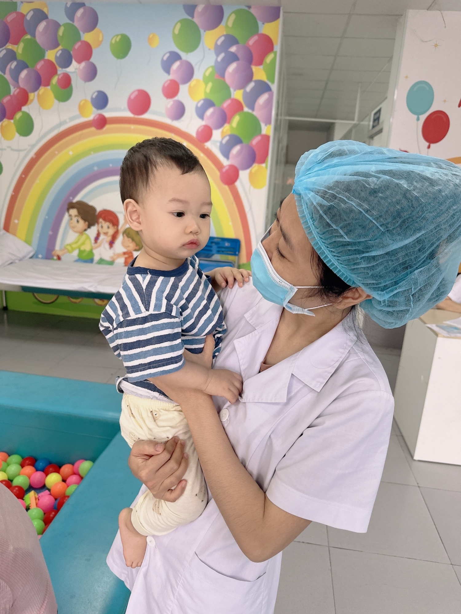 ĐƯA CON ĐI TI.Ê.M – ĐIỀU BA MẸ CẦN NHẤT LÀ SỰ AN TÂM