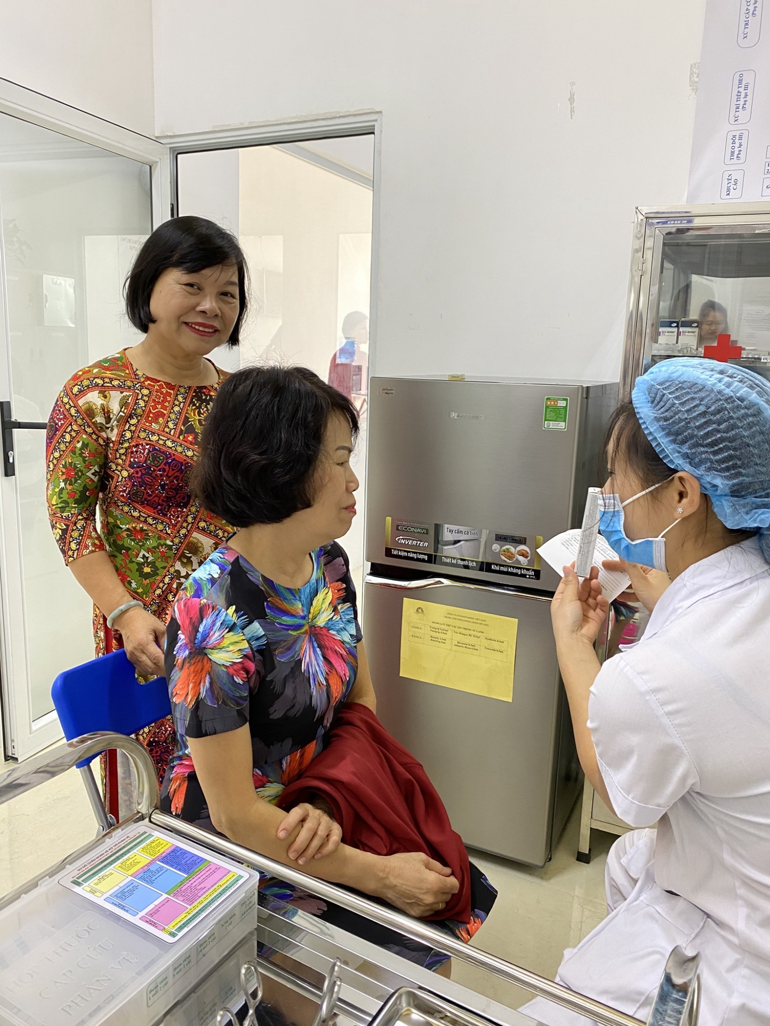 Các gói vắc-xin cho người lớn và người trưởng thành