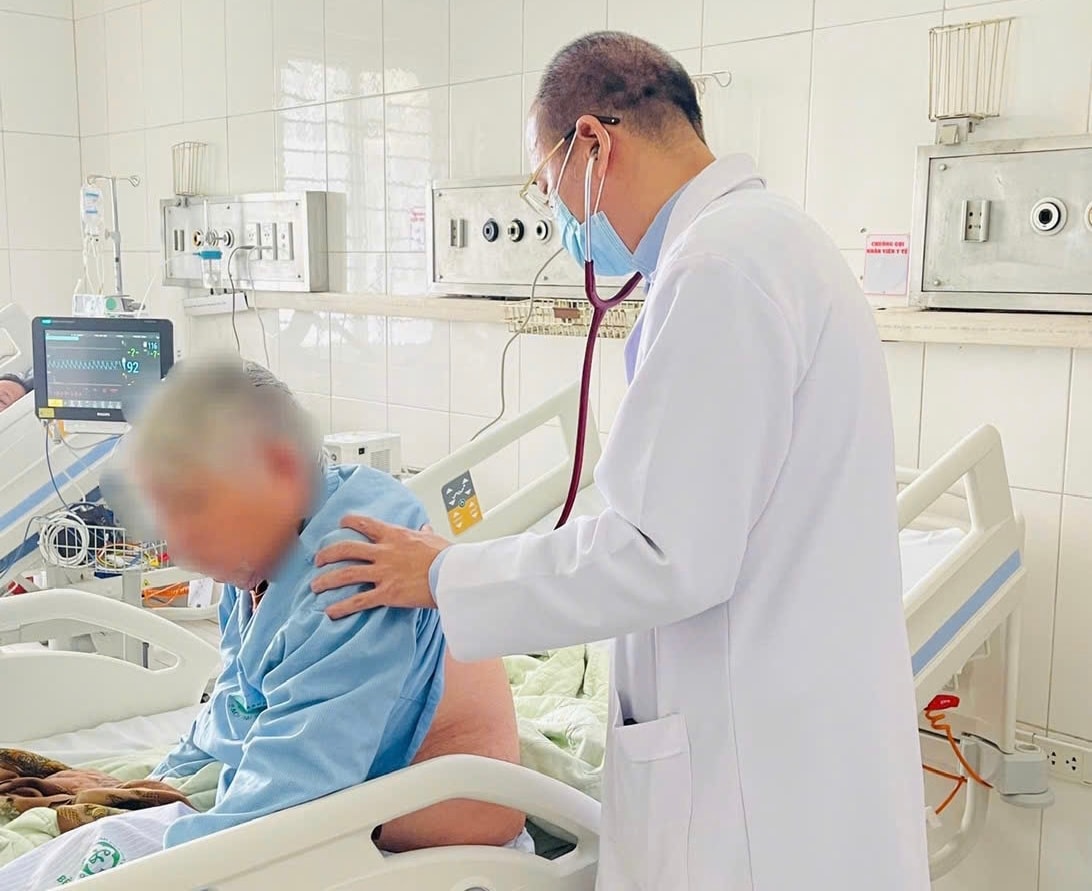 3 khuyến cáo với người bệnh tim mạch để vượt qua mùa cúm