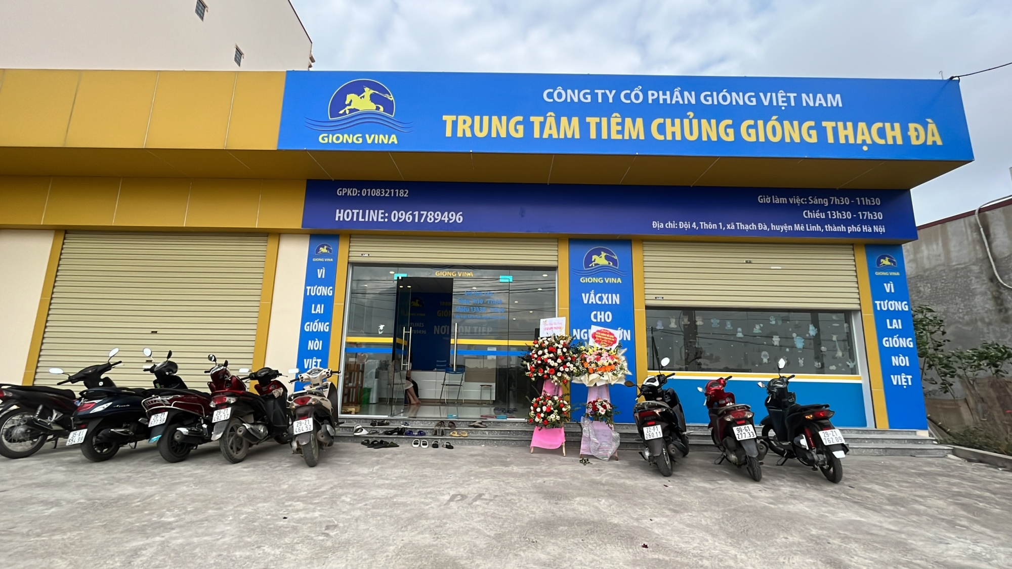 TƯNG BỪNG KHAI TRƯƠNG TRUNG TÂM TIÊM CHỦNG GIÓNG THẠCH ĐÀ - Cơ sở thứ 15 của Hệ thống Tiêm chủng Gióng 
